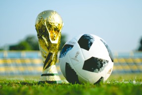 2026世界杯-冰点时刻，篮网出局、曼城失单刀、泰山手感寒